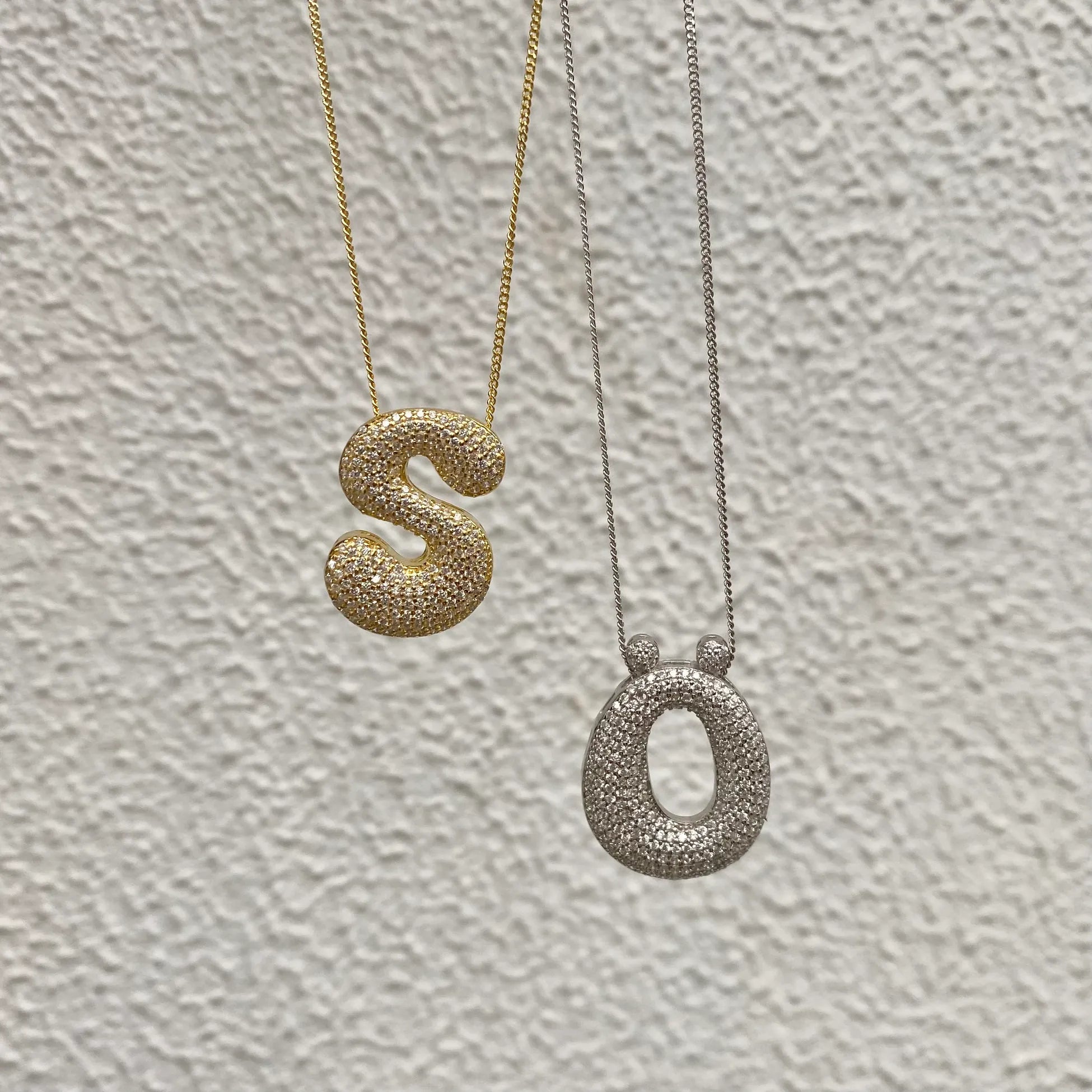 925 Ayar Gümüş Taşlı Büyük Asimetrik Harf Kolye