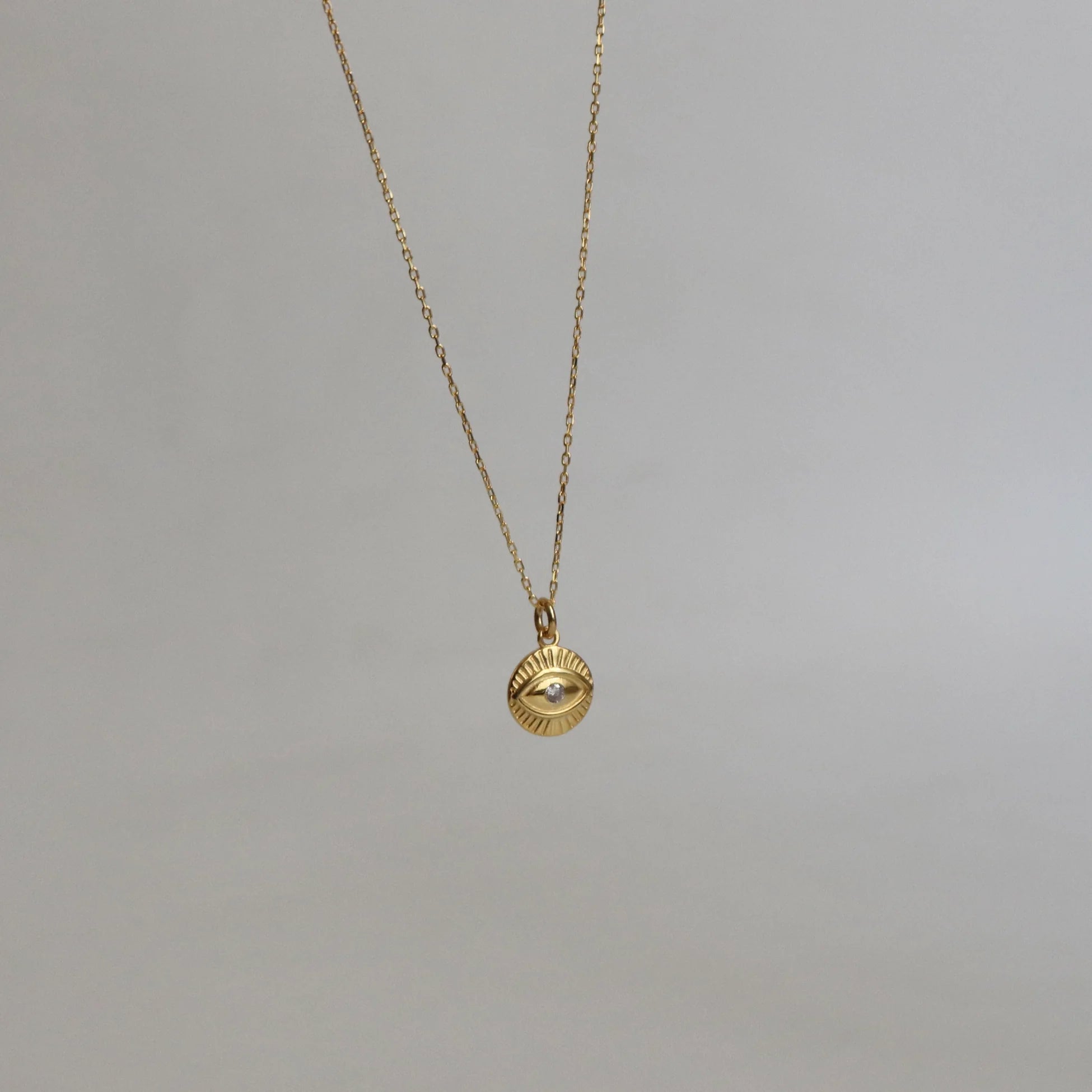 925 Ayar Gümüş Yuvarlak Göz Plaka Kolye