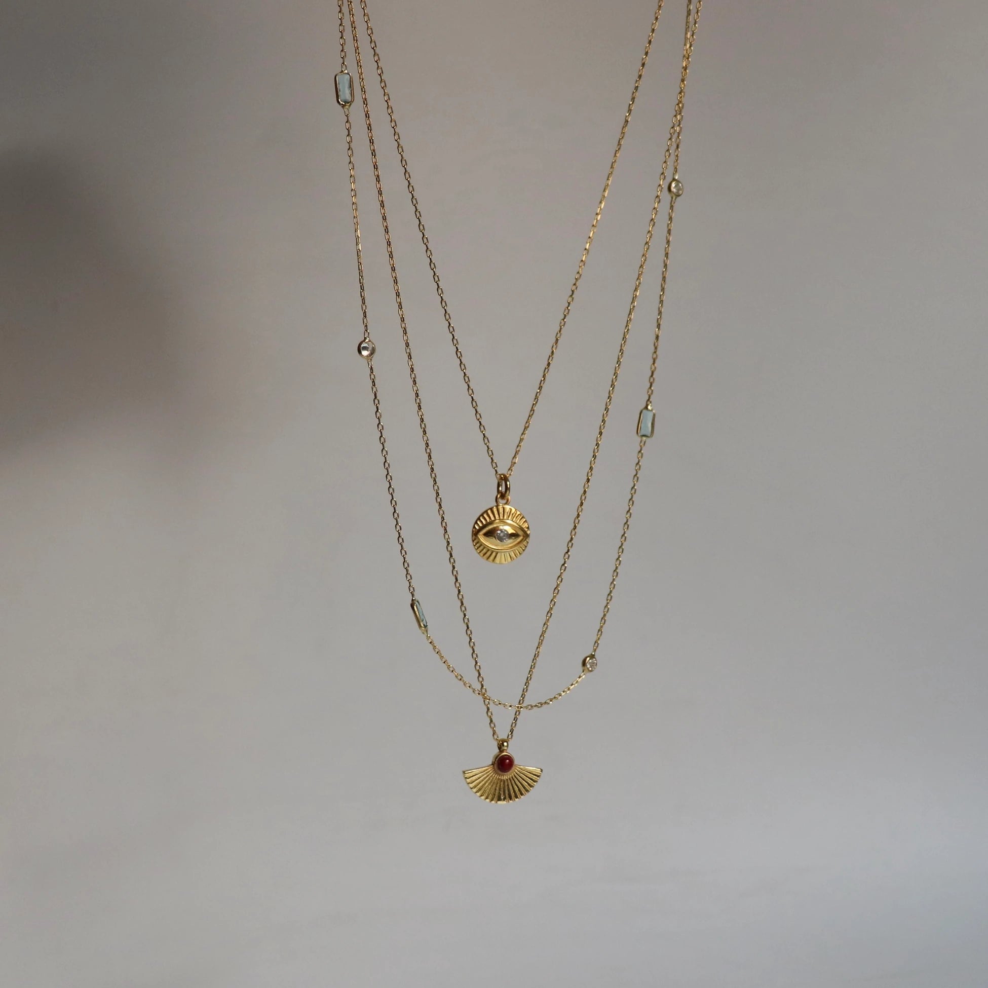 925 Ayar Gümüş Bordo Taşlı Yelpaze Kolye