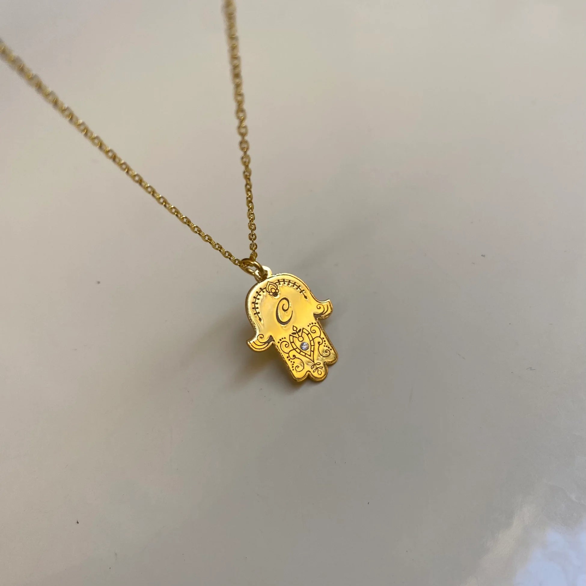 925 Ayar Gümüş Harfli Fatma Ana Eli Kolye