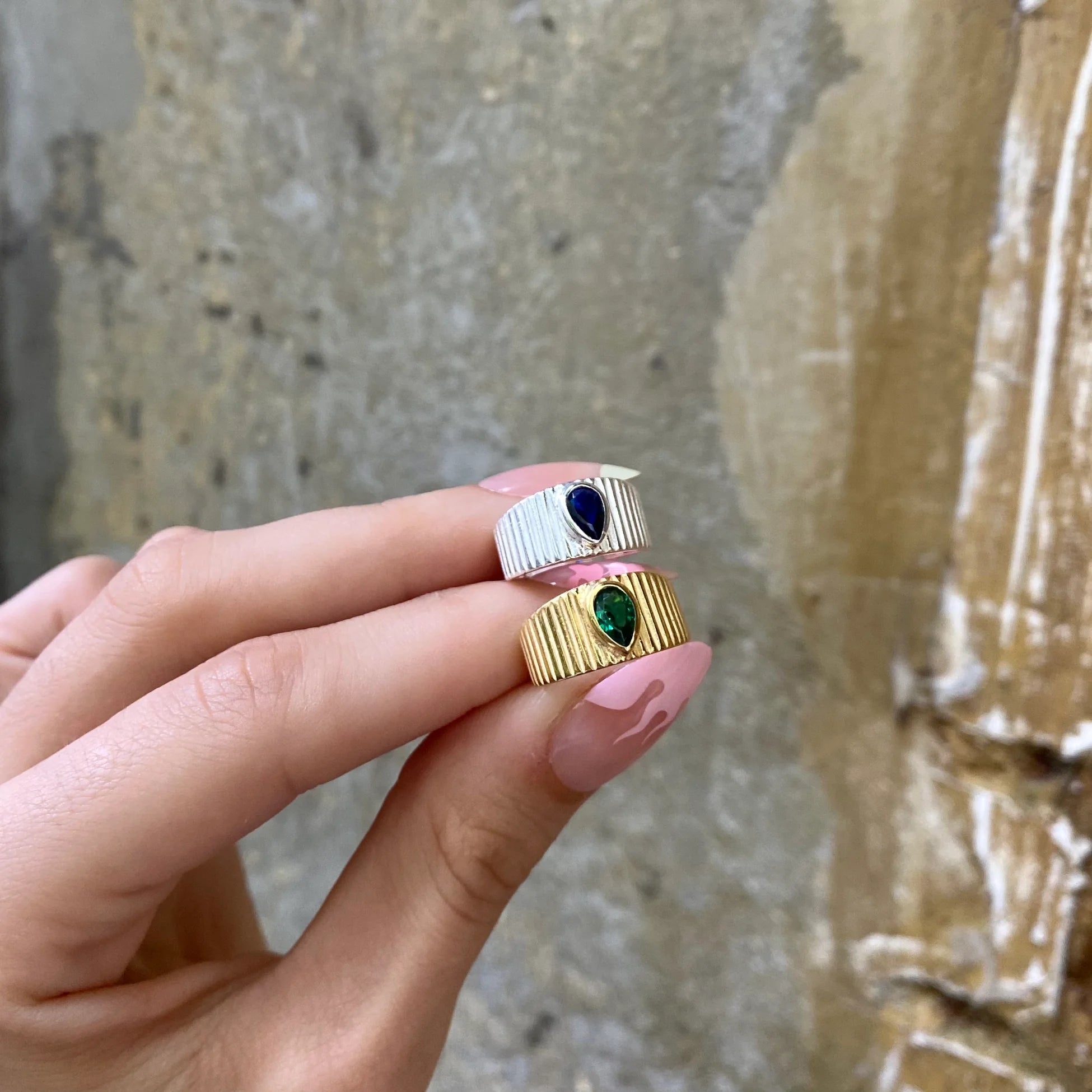 925 Ayar Gümüş Damla Taş Serçe Parmak Yüzüğü